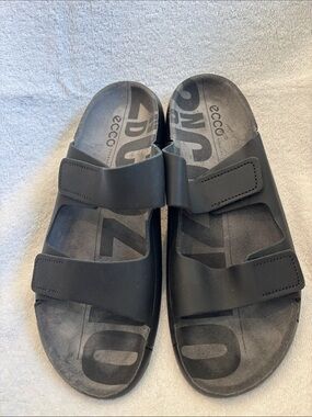 New Ecco Men’s Black Two-Strap Adjustable Slide Sandals